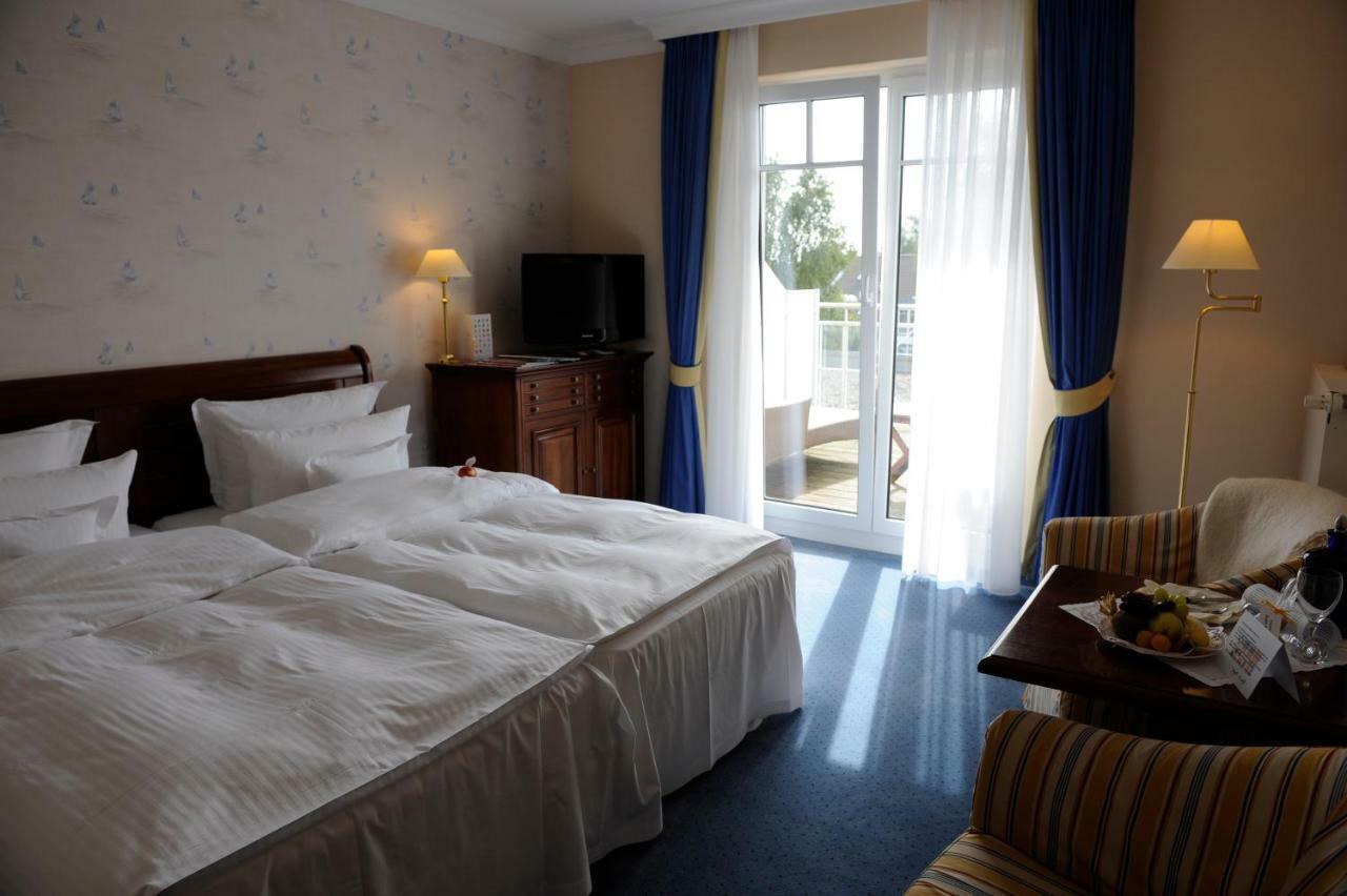 Hotel Meerlust Zingst Exterior photo